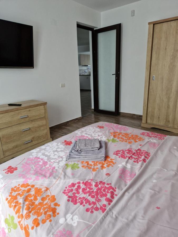Sunshine Apartments Нэводари Экстерьер фото